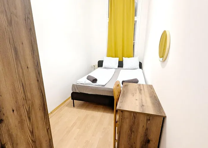Spacious Rooms - 15 Min From Airport & City Center, 5 Min From Vienna Main-Bus Station Ez8
