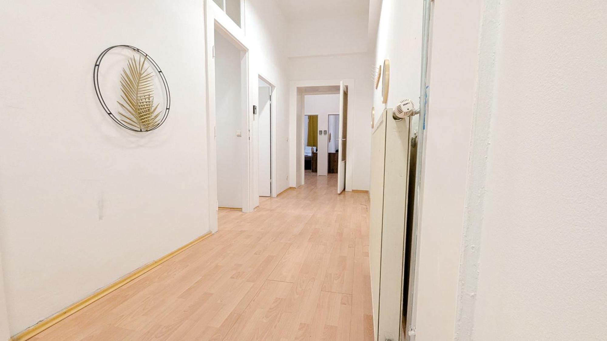 Homestay Spacious - 15 Min From Airport & Center, 5 Min From Main-bus Station Ez8 Vienna