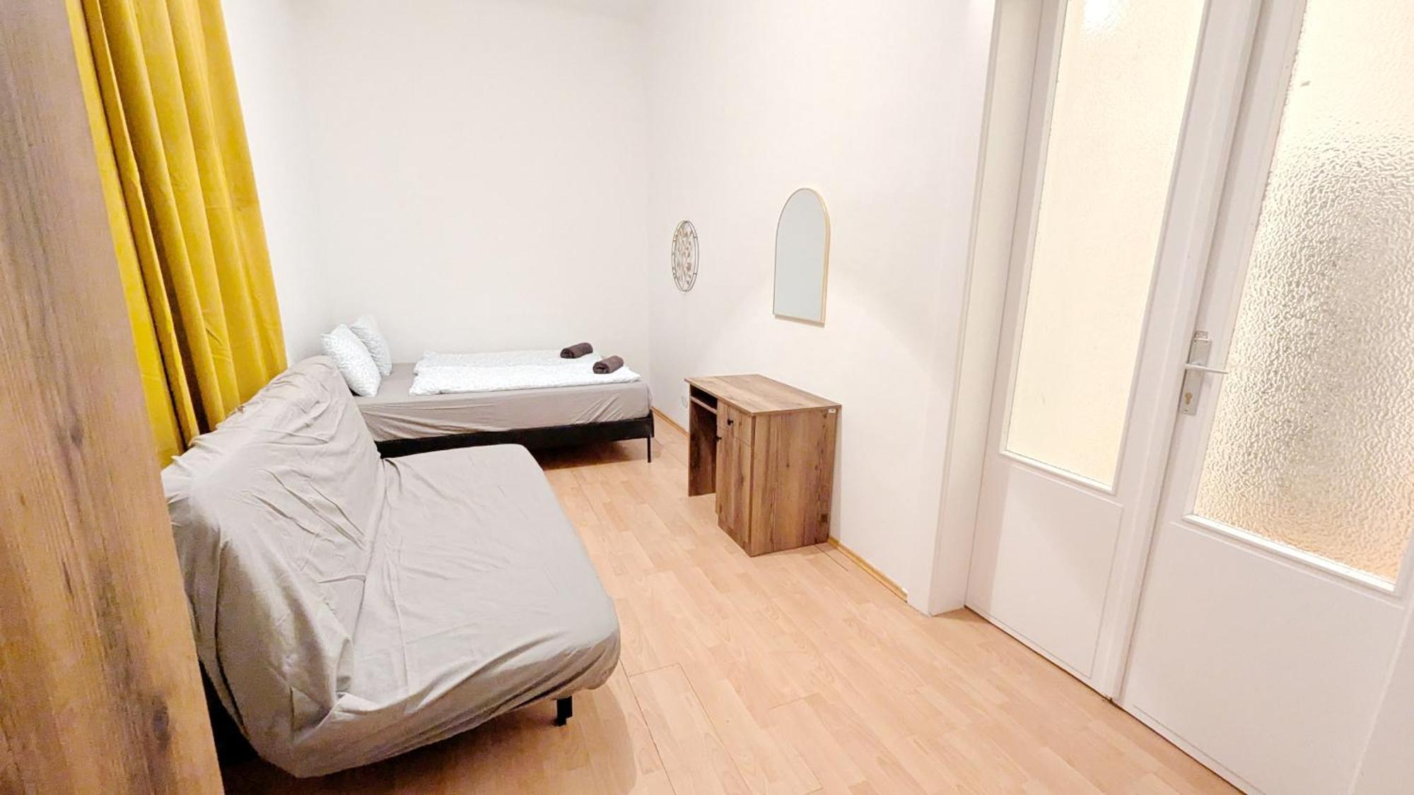 Spacious - 15 Min From Airport & Center, 5 Min From Main-bus Station Ez8 Homestay Vienna
